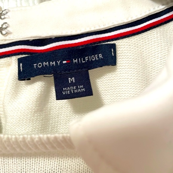 Tommy Hilfiger sweater - Picture 2 of 3